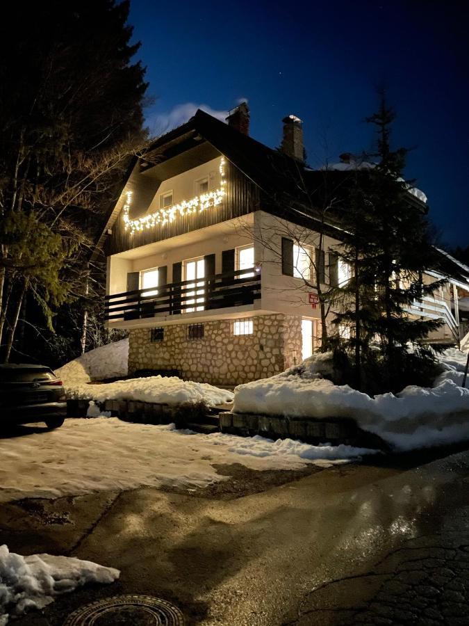 Ferienwohnung Martinov Dom Kranjska Gora Exterior foto